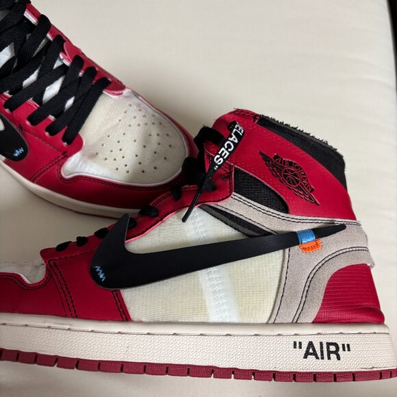 Jordan 1 Off-White Chicago - Picture 2 of 4
